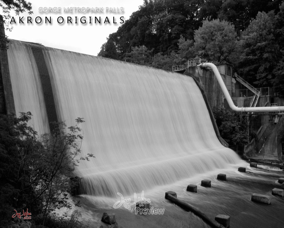 Gorge Falls, Akron